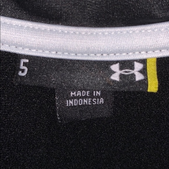 Under Armour Boys Size 5 Jacket Color Black - Picture 3 of 6